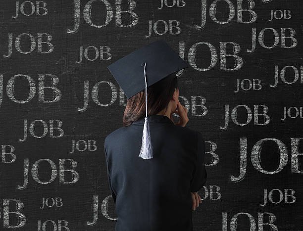 Jobs Abroad That Don’t Require a University Degree Jobs Abroad That Don’t Require a University Degree